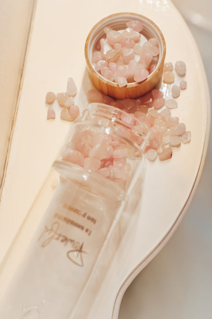 Bouteille d’eau avec crystaux de Quartz